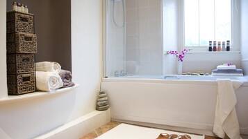 Shower, free toiletries, hair dryer, towels