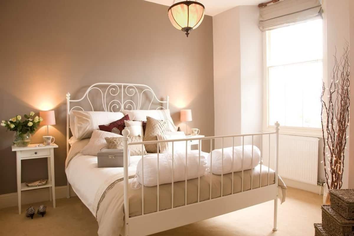 Standard Double Room, Ensuite | Iron/ironing board (on request)