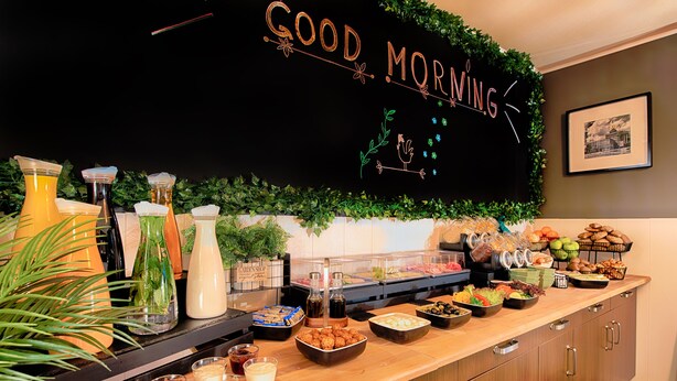 Bữa sáng buffet