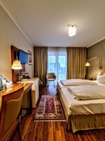 Standard Double Room | Hypo-allergenic bedding, down comforters, minibar, in-room safe
