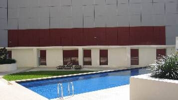 Seasonal outdoor pool