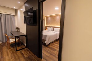 Suite estudio superior, 1 cama de matrimonio grande | Vistas desde la habitación
