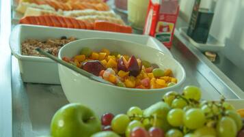 Ilmainen päivittäinen buffetaamiainen