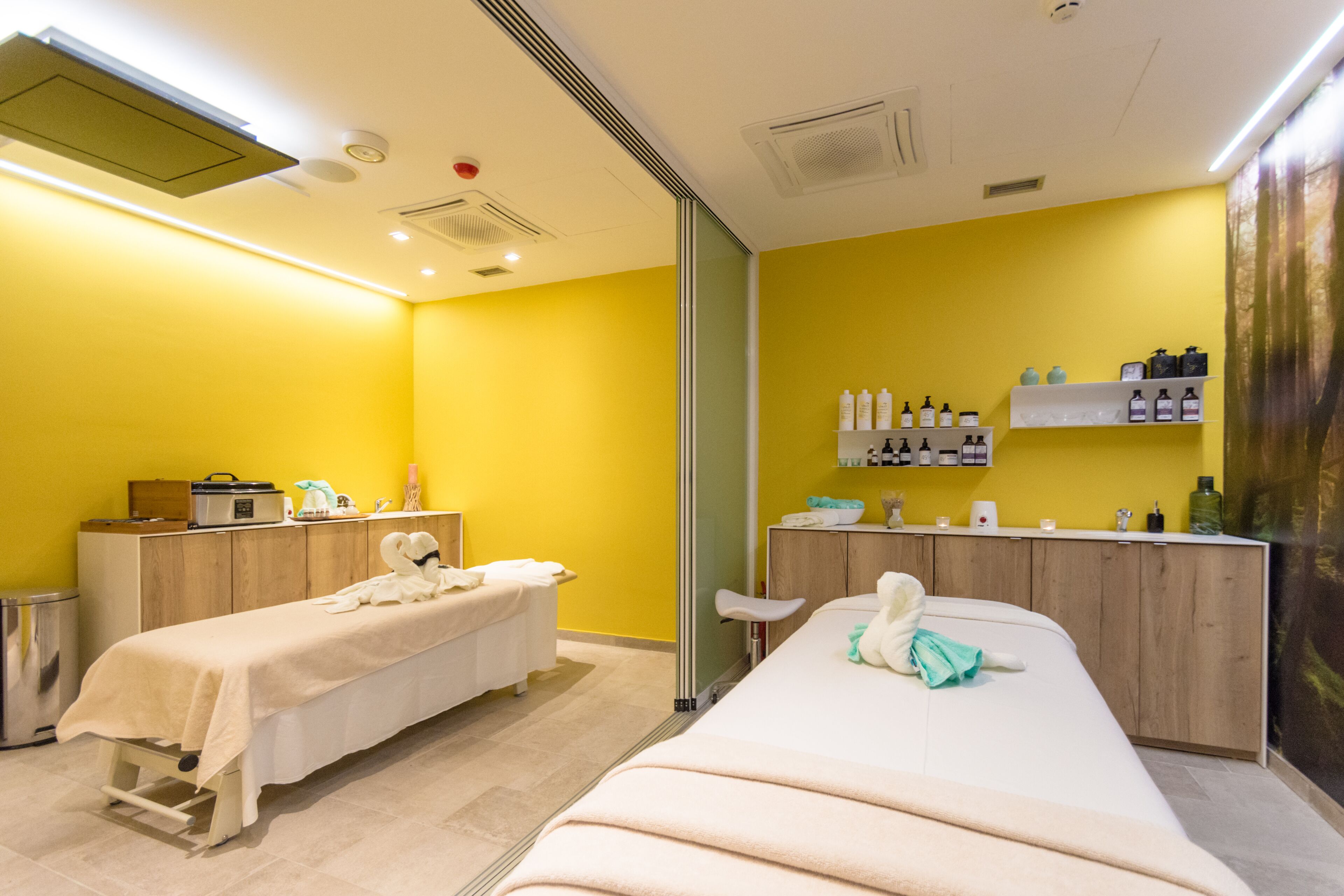 sauna, hot tub, steam room, body treatments, hot stone massages