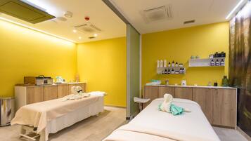 Sauna, vasca idromassaggio, bagno turco, trattamenti per il corpo