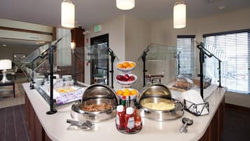 Free daily continental breakfast 