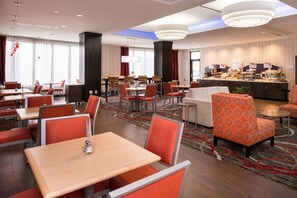 Free daily on-the-go breakfast - Holiday Inn Express & Suites Monroe by IHG (Monroe)