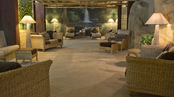 Sauna, hot tub, steam room, body treatments, body wraps, body scrubs