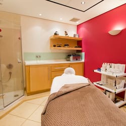 Sauna, tab panas, bilik wap, rawatan badan, urut tuaman batu