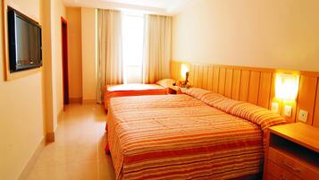 Executive Room | Minibar, in-room safe, free cribs/infant beds, free WiFi