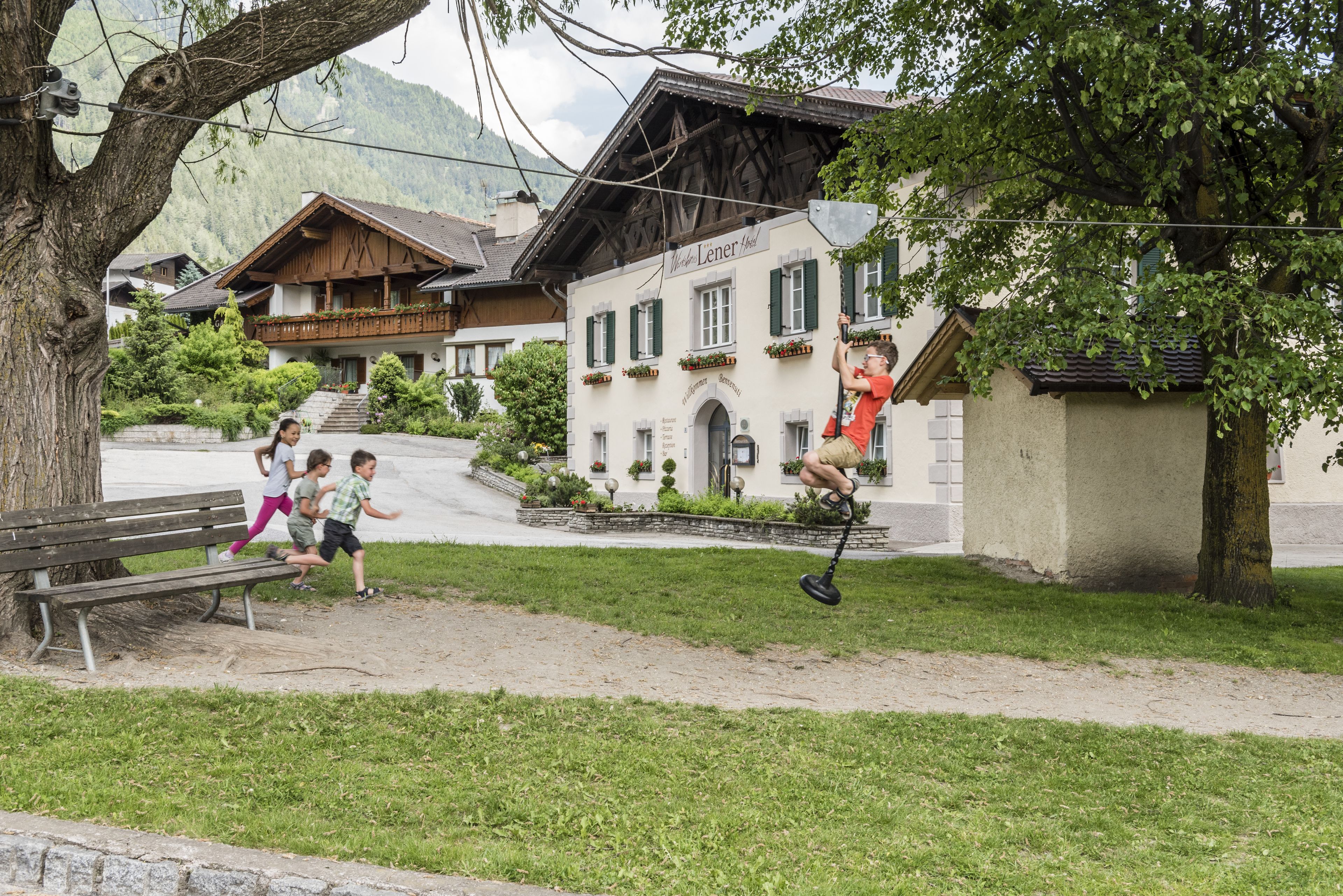 Außen-Kinderspielplatz