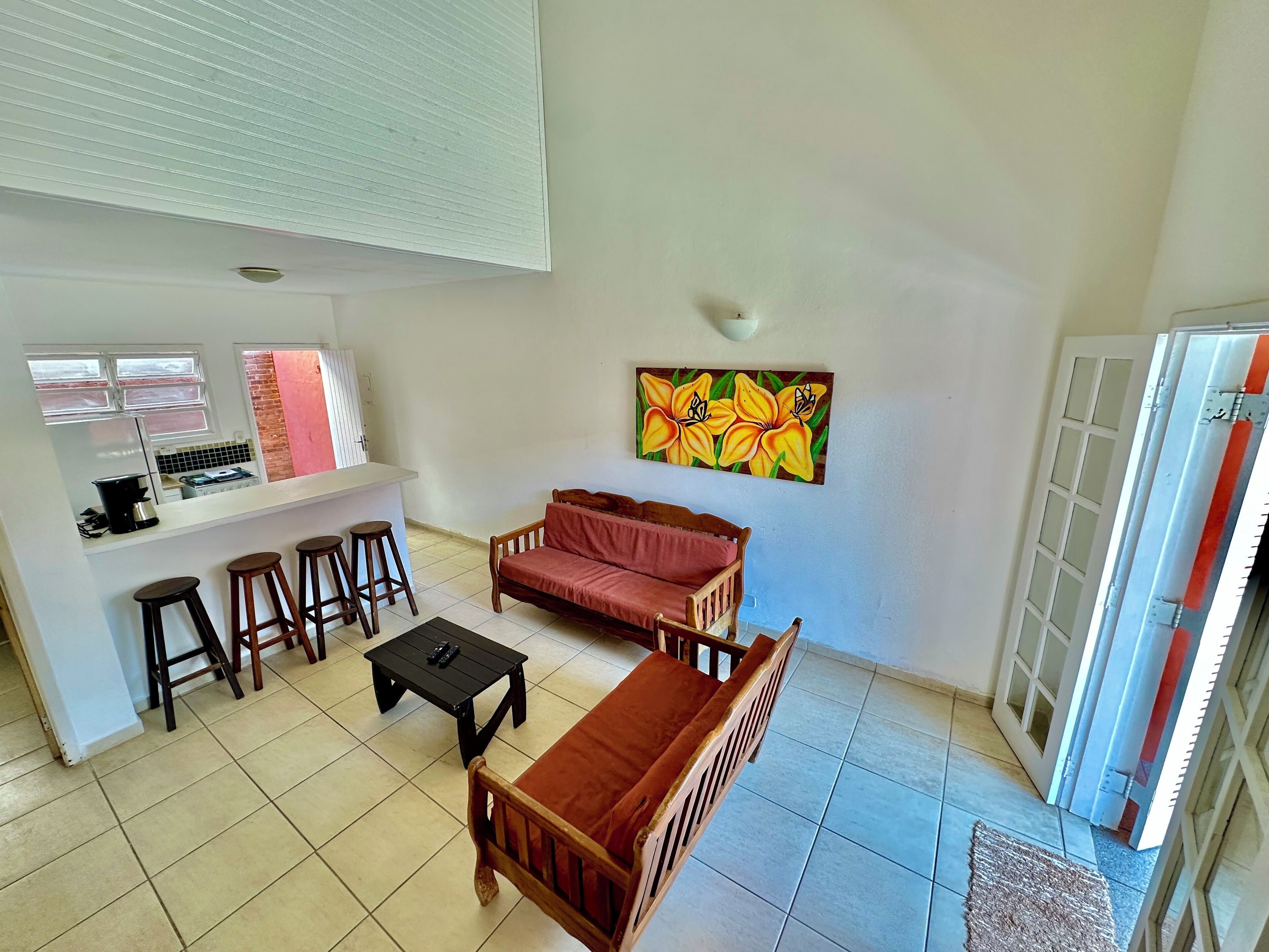 Family Room | Living area | 43-inch Smart TV with satellite channels