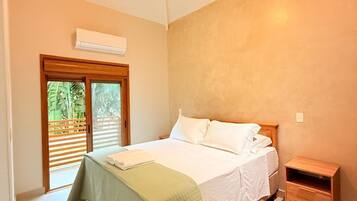 Master Room | 1 bedroom, minibar, soundproofing, free WiFi