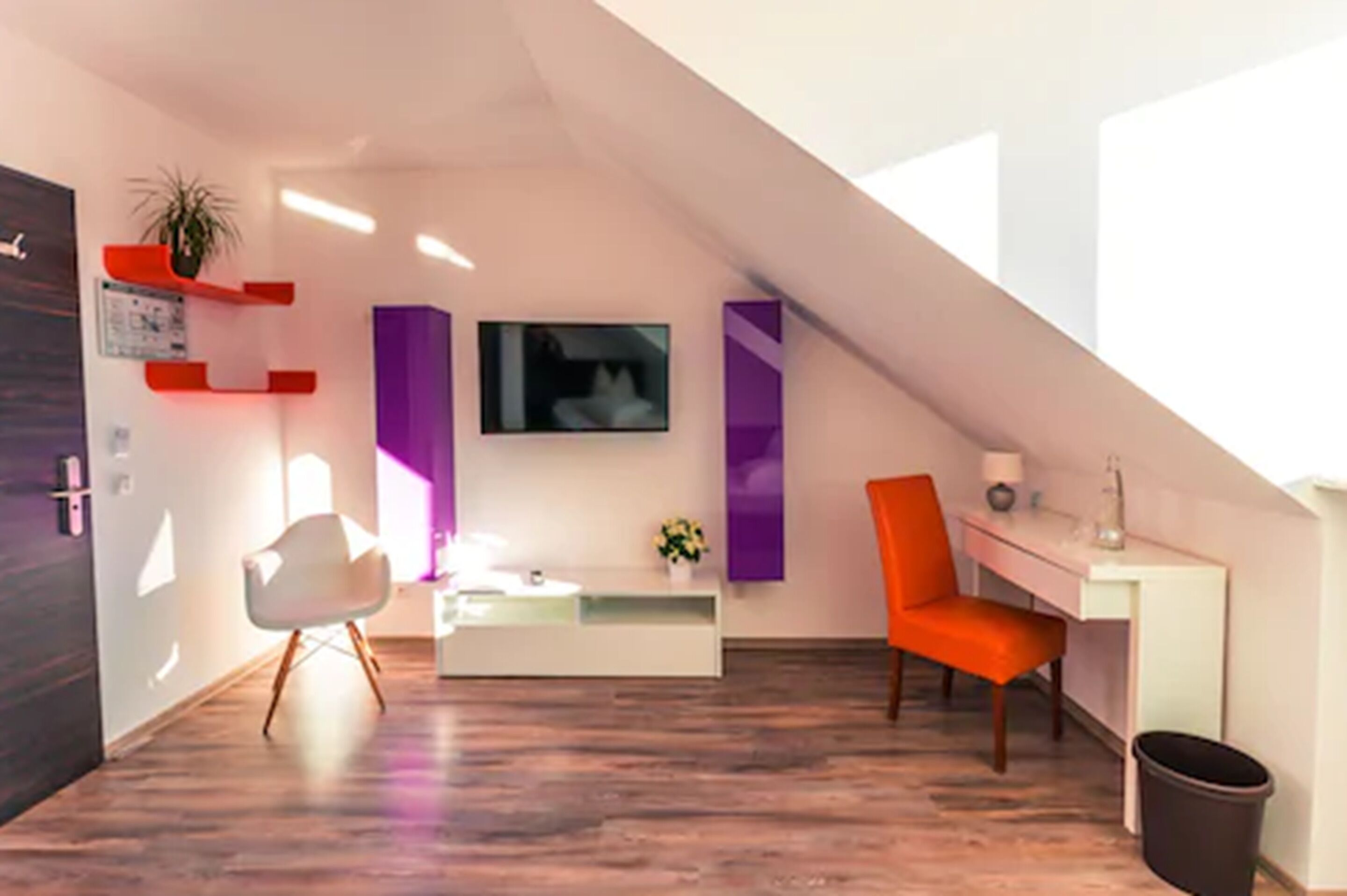 standard single room | room amenity