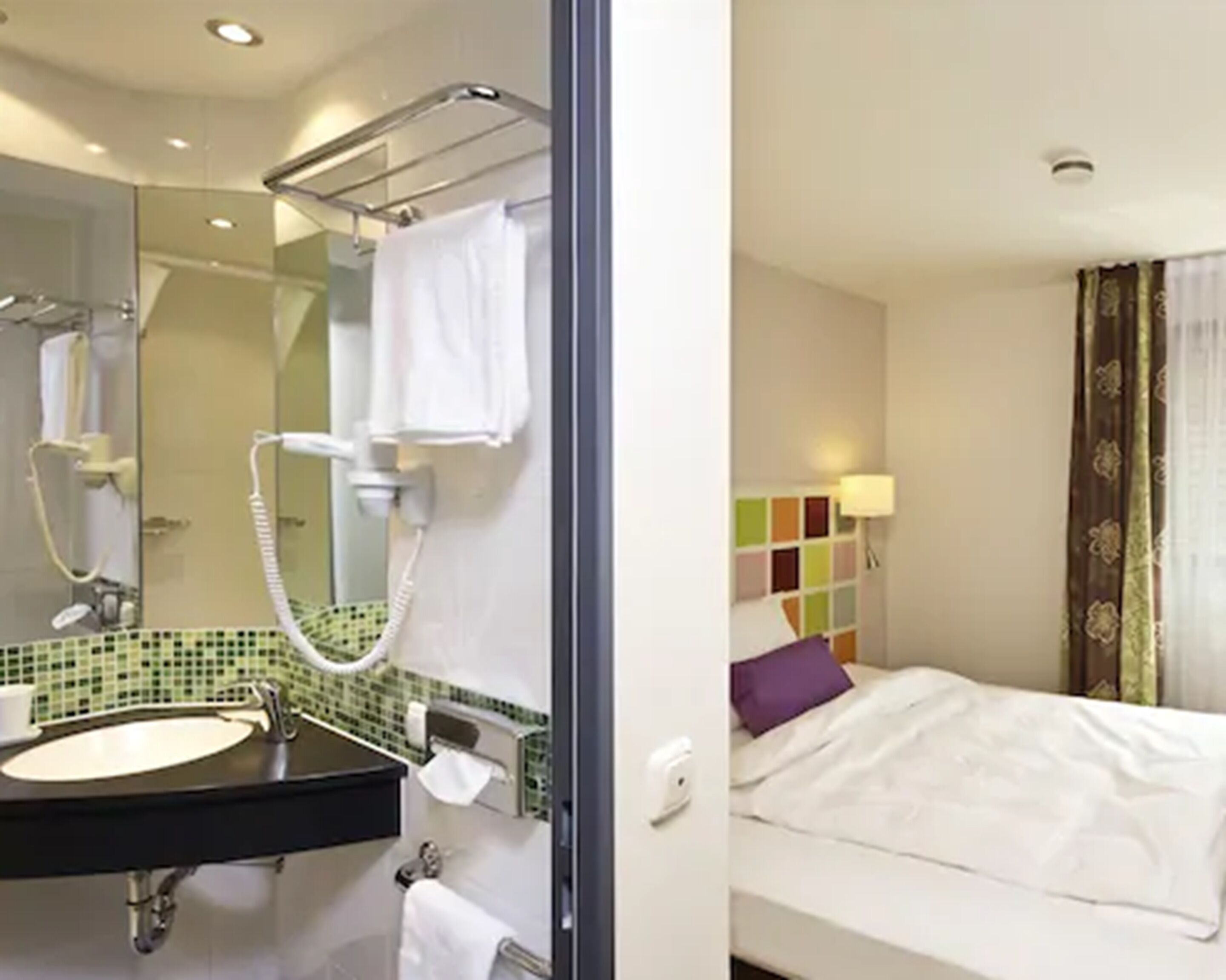 Photo - Hotel Arooma