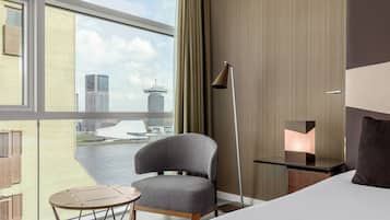 Superior tweepersoonskamer, 1 queensize bed | Een minibar, een kluis op de kamer, individueel gedecoreerd