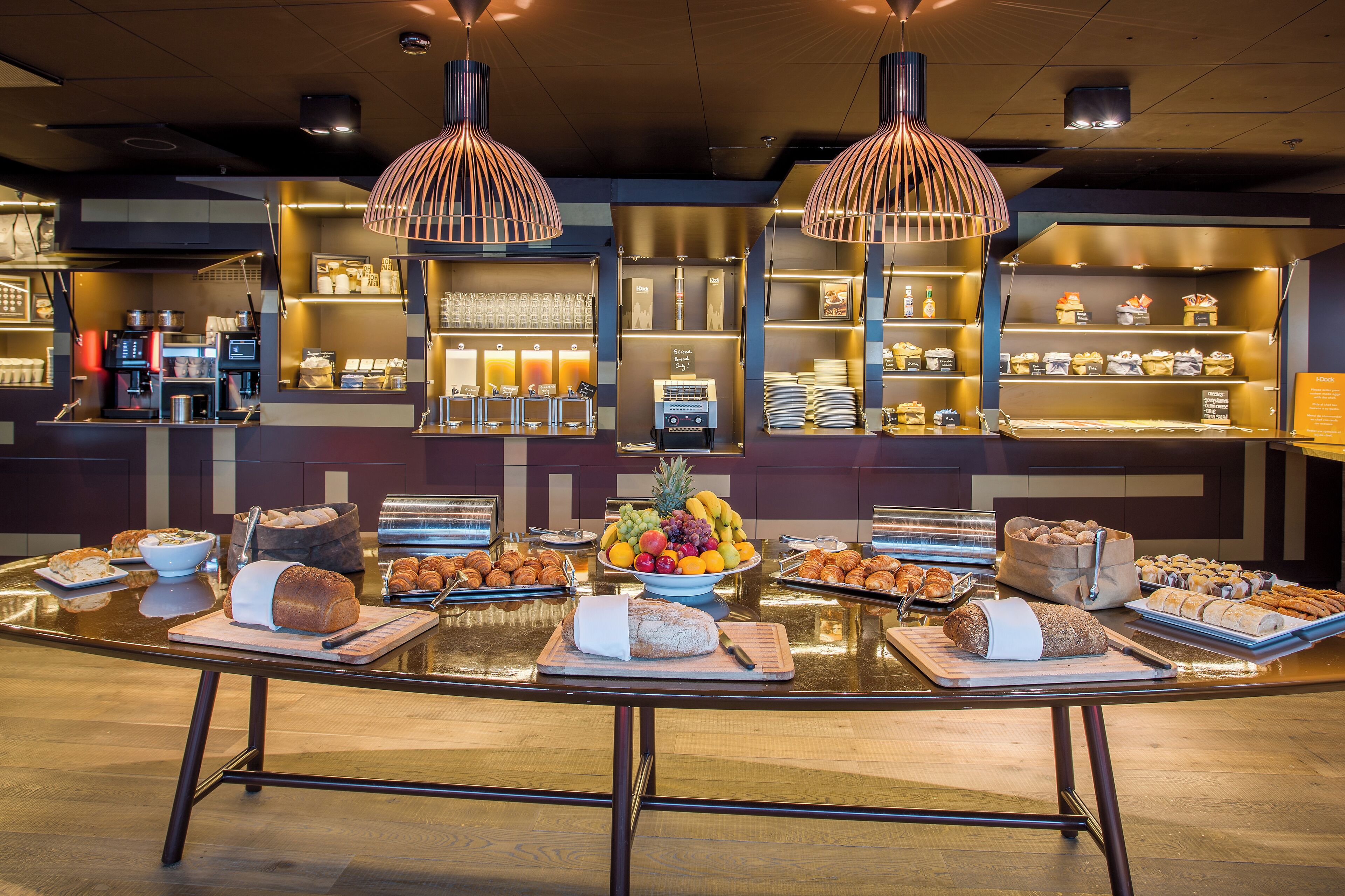 Daily buffet breakfast (EUR 24.50 per person)