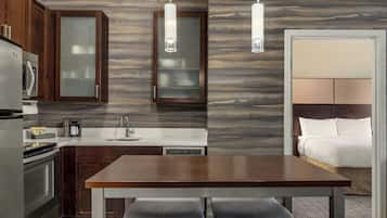 Two-bedroom suite, 1 king bedroom, 1 queen bedroom, | Premium bedding, desk, laptop workspace, blackout drapes