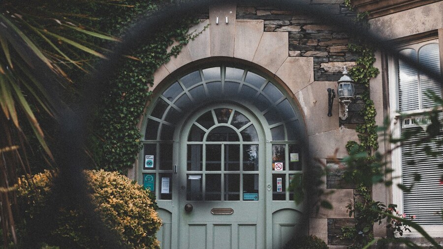 Oakfold House