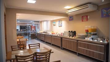 Free daily full breakfast