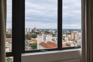 Unclassified image, 3 of 25, button - Getúllio Hotel (Cuiabá)