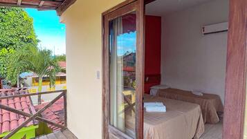 Quarto triplo superluxo | Frigobar, cofres nos quartos, berços grátis, Wi-Fi de cortesia