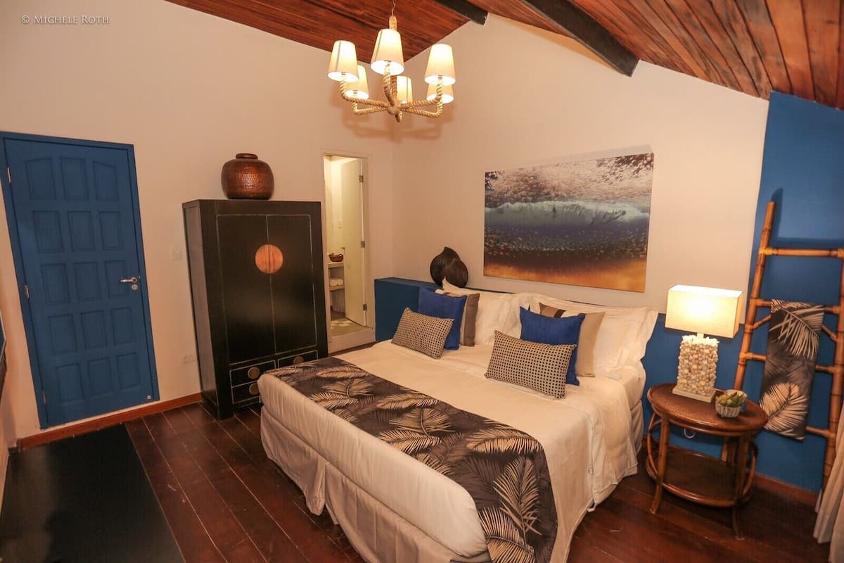 Superior | Minibar, WiFi (free), individually decorated, individually furnished
