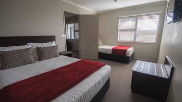 1 bedroom, desk, soundproofing, iron/ironing board