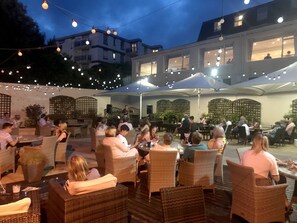 Terrace/patio - TLH Carlton Hotel and Spa - TLH Leisure and Entertainment Resort (Torquay)