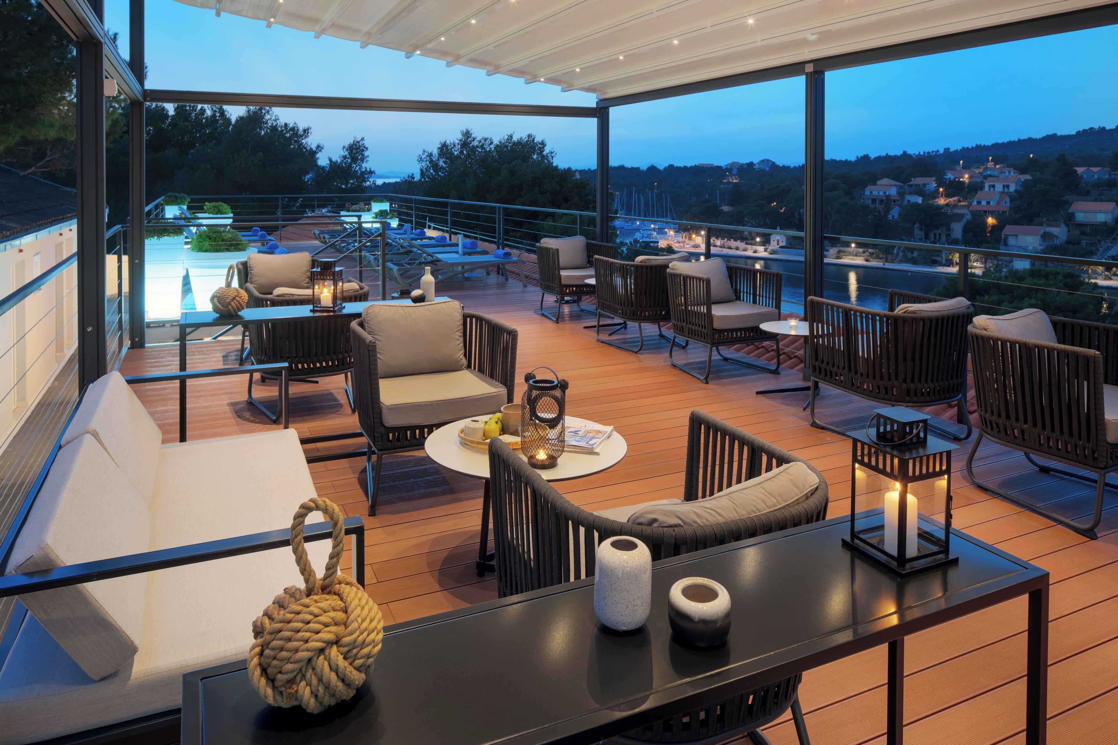 In-room safe, desk, free WiFi, bed sheets