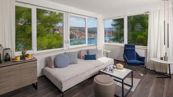 Luxury Suite, 1 Bedroom, Balcony, Sea View | Beach/ocean view