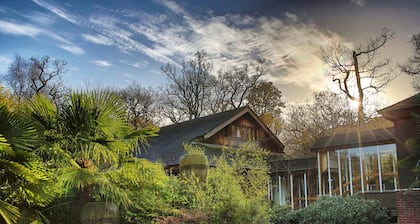 Marwell Hotel Winchester South