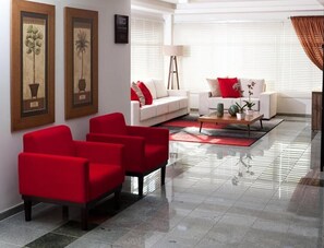 Lobby - Hotel Dois H (Joinville)