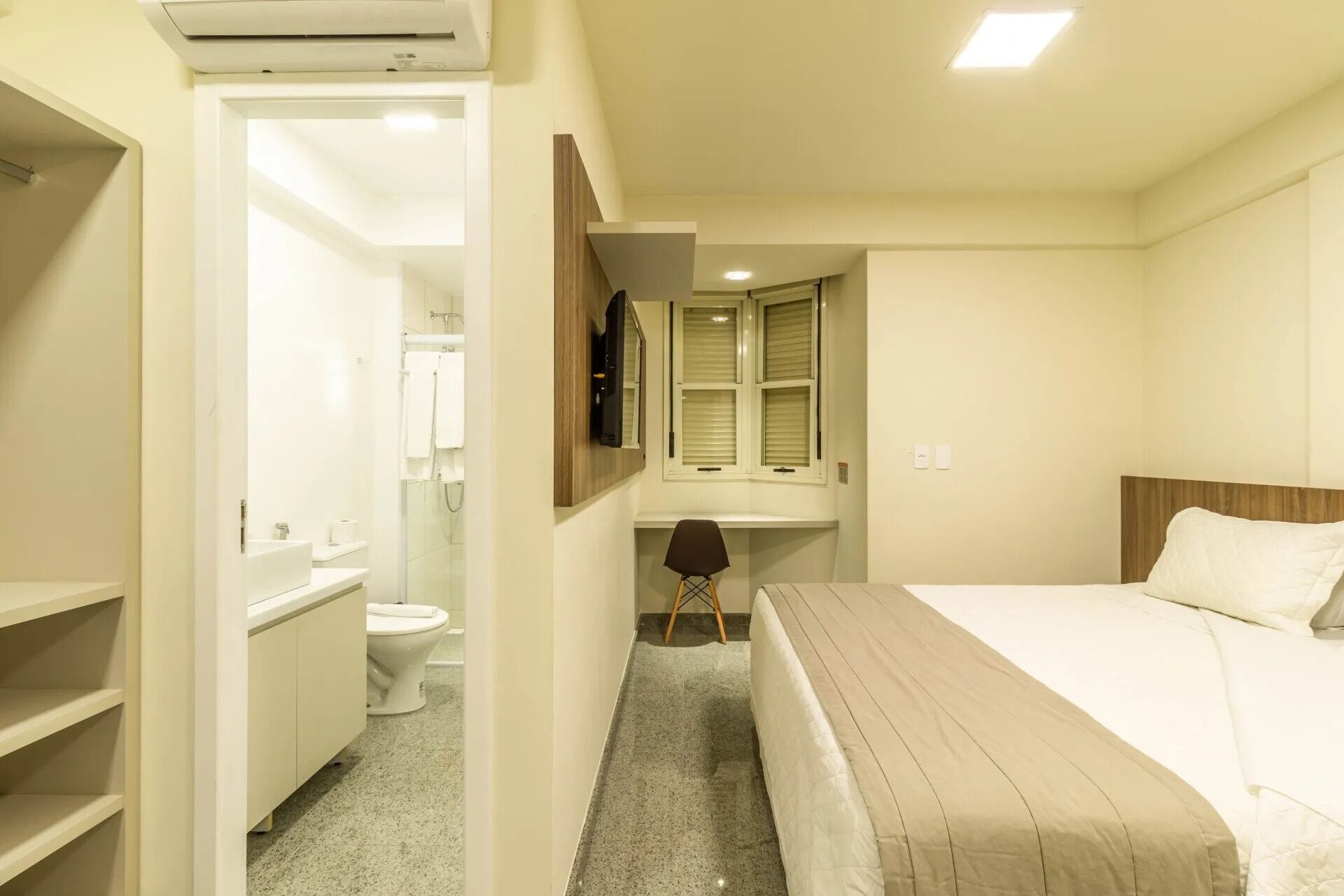 deluxe triple room | minibar, desk, blackout curtains, free wifi