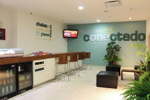 Lobby - One Guadalajara Tapatio (Tlaquepaque)