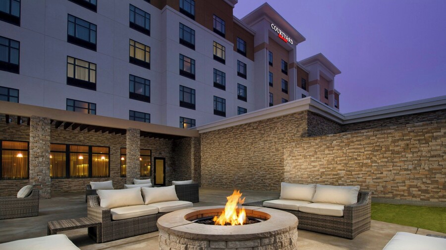 Courtyard by Marriott Dallas DFW Airport North/Grapevine