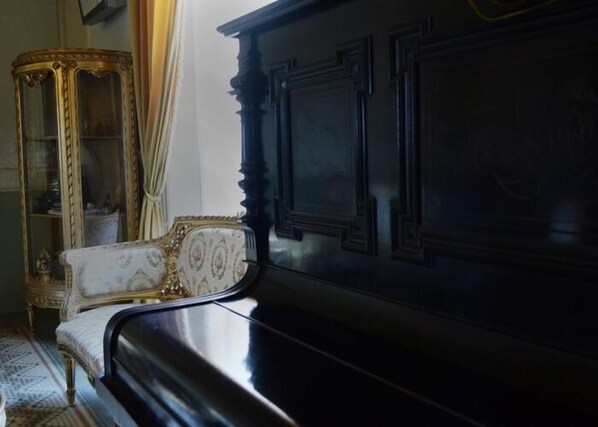 Interior detail - Palazzo Vecchio B&B (Diso)