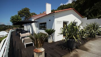 Konaklama yerinin ön cephesi