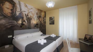Double Room, 2 Twin Beds | Premium bedding, in-room safe, individually furnished, desk