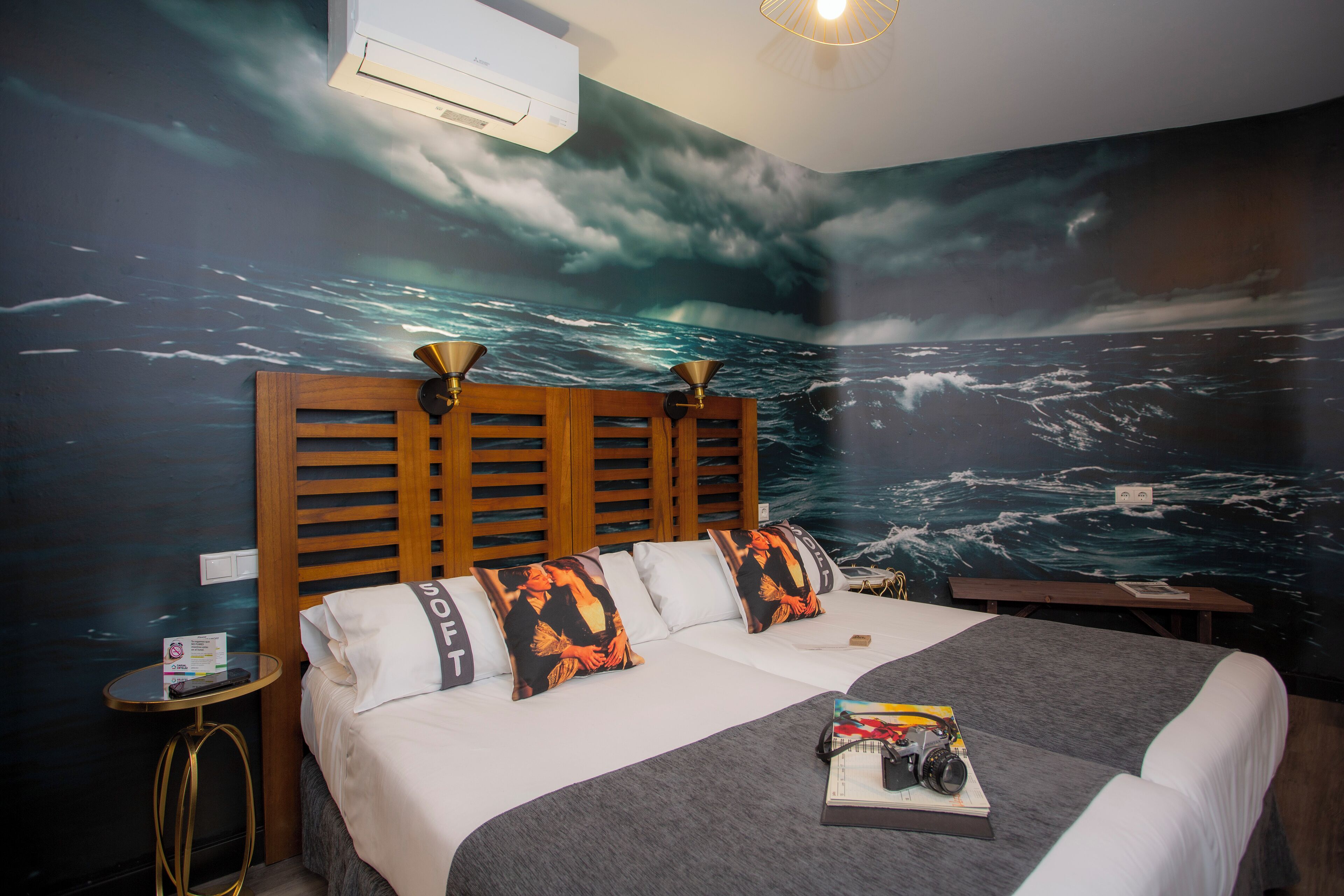 Economy Double Room, 2 Twin Beds | Premium bedding, in-room safe, individually furnished, desk