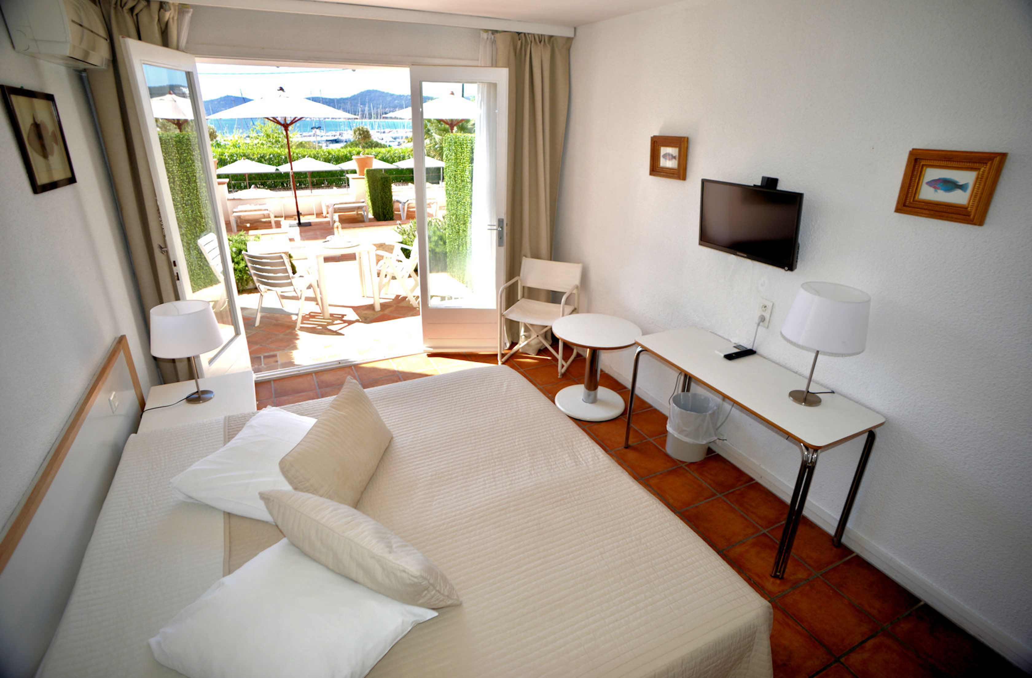 classic double room, terrace, garden view | view from room