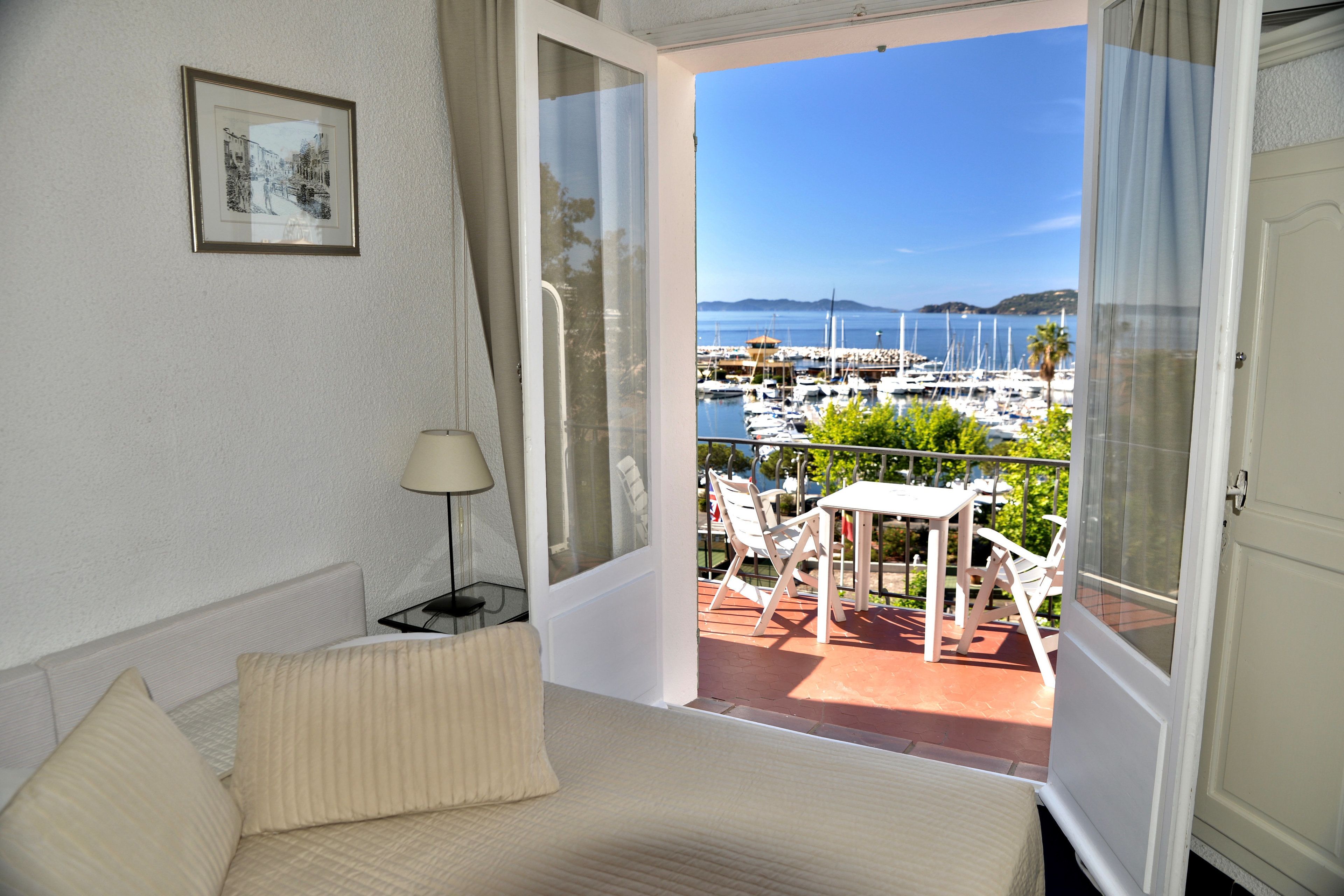 classic double room, balcony, sea view | balcony