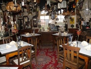 Lunch, dinner served; Regional cuisine, al fresco dining