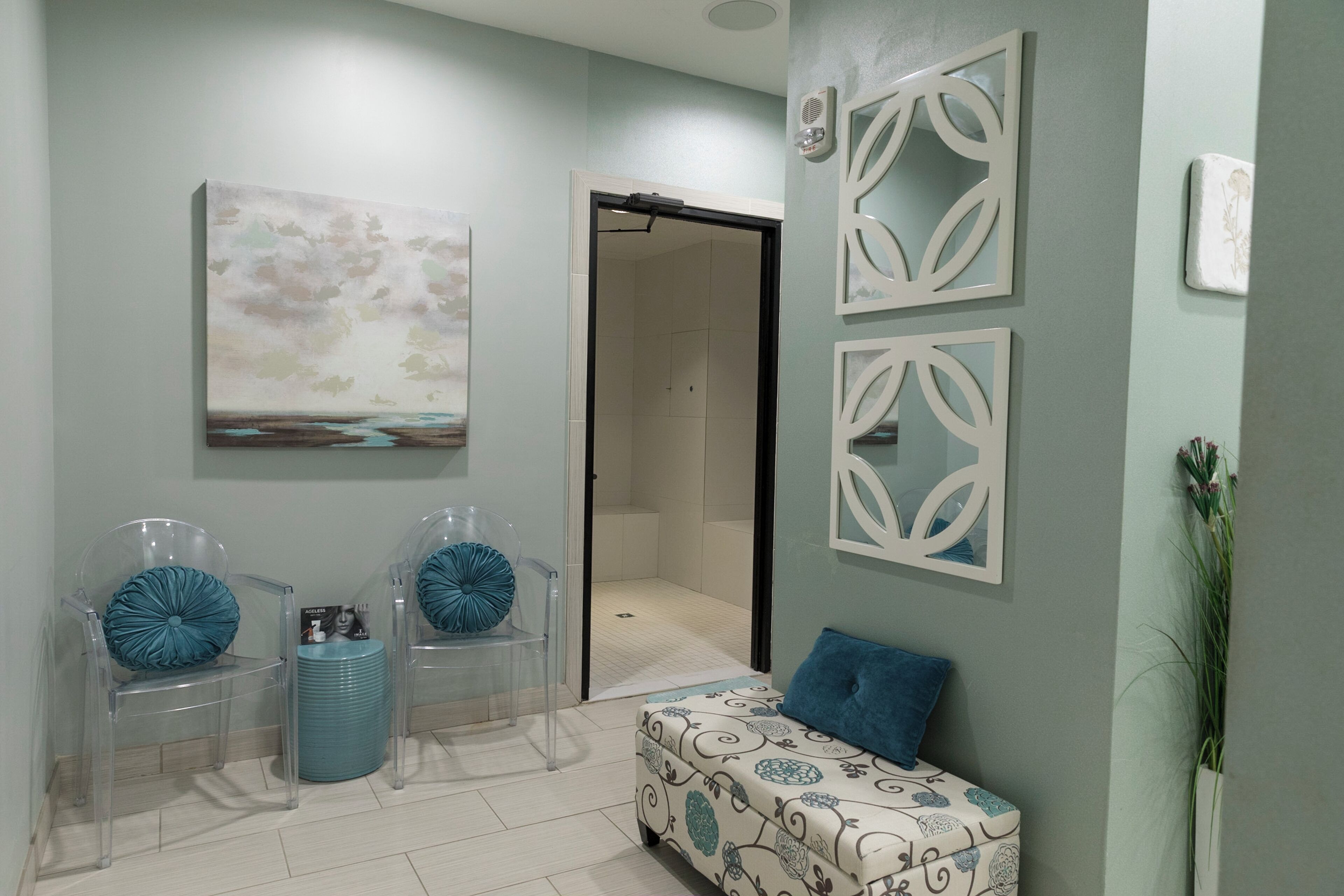 sauna, hot tub, steam room, body treatments, aromatherapy