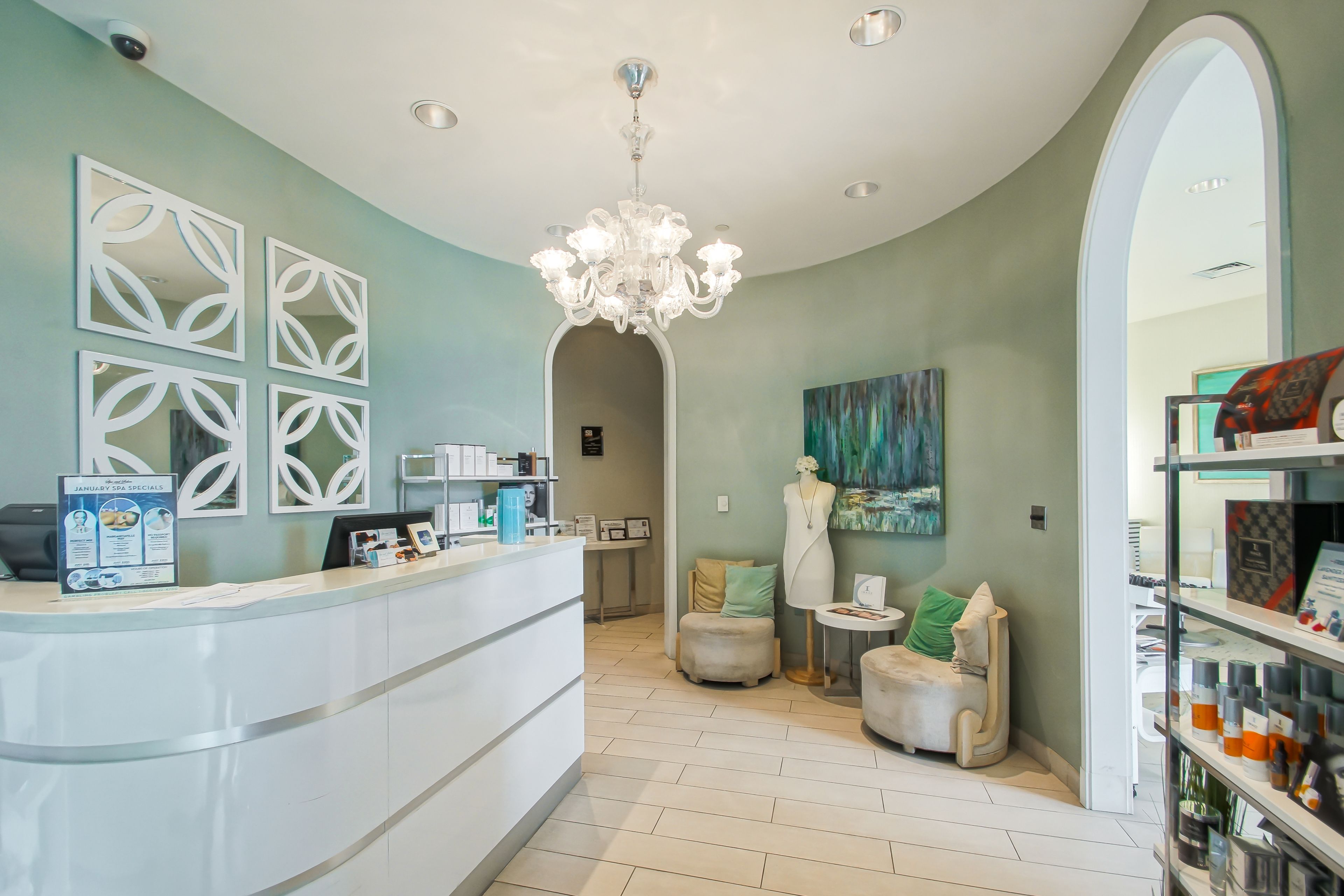 sauna, hot tub, steam room, body treatments, aromatherapy