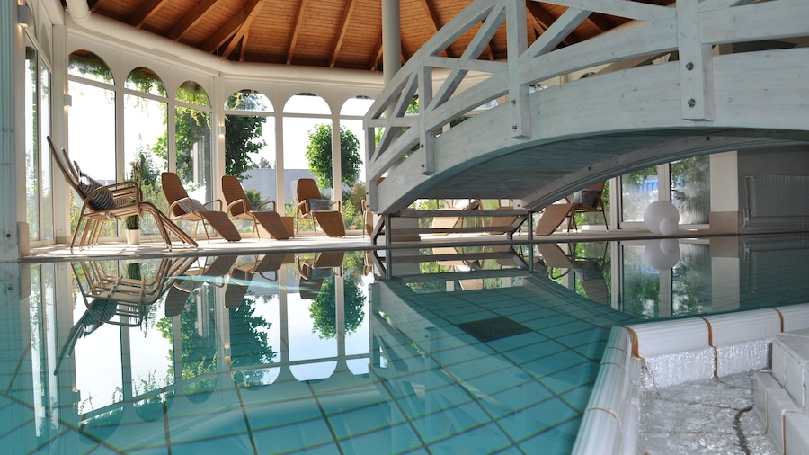 Strandhotel WeissenhÀuser Strand