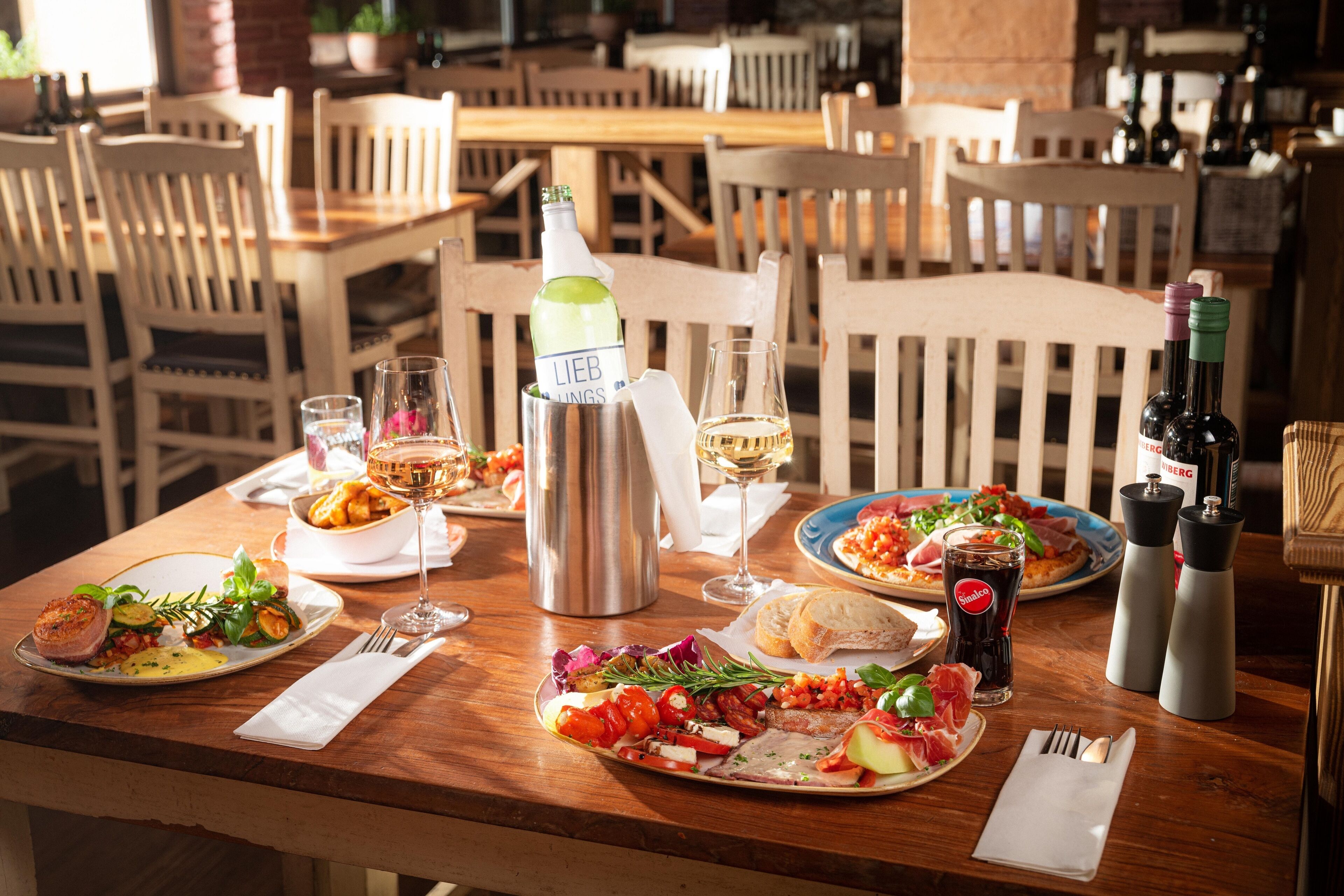 breakfast, lunch, dinner served; regional cuisine