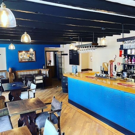 Bar (en la propiedad). The Granby Inn