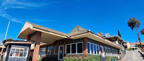 Fachada da propriedade