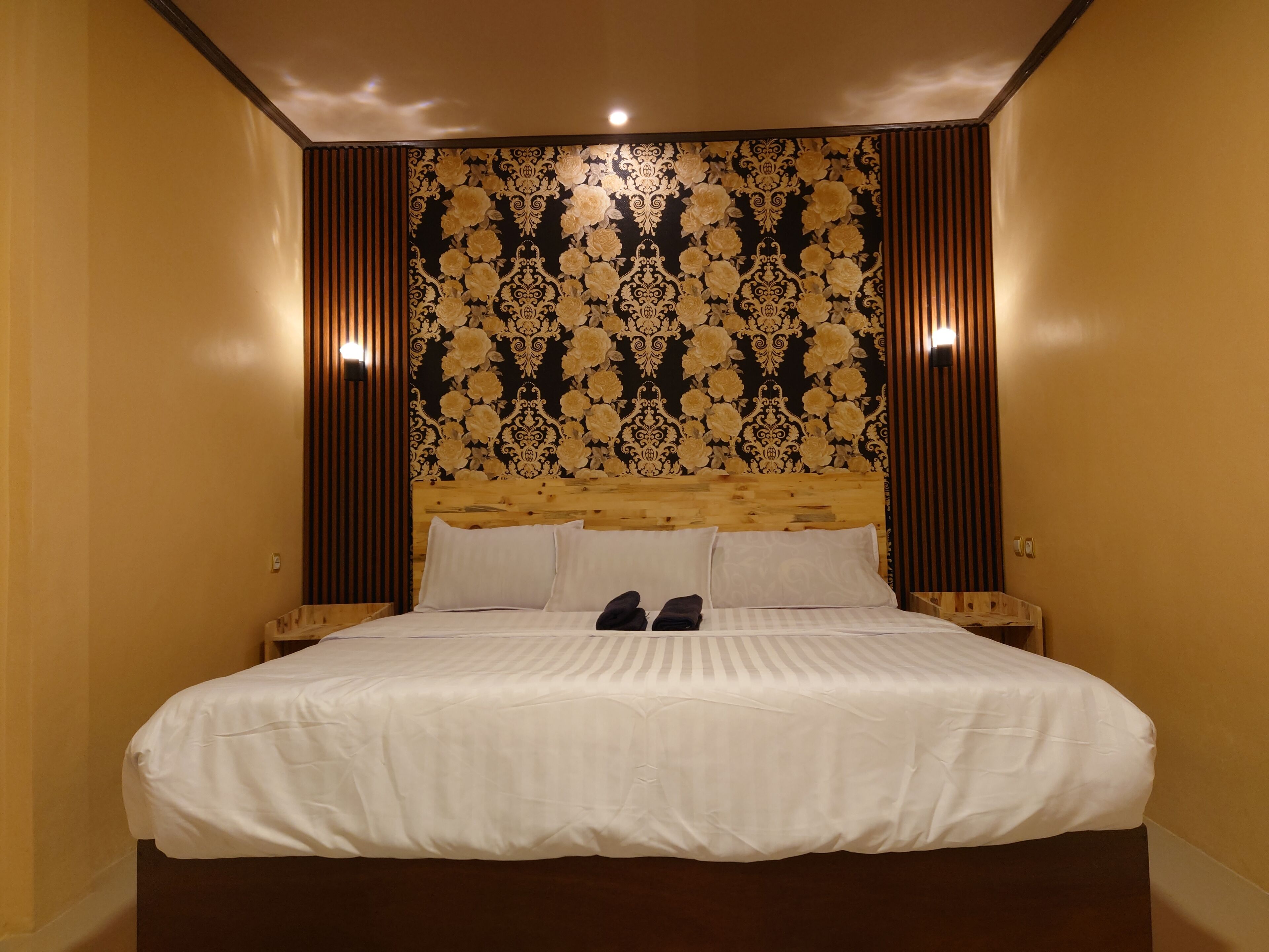 华丽双人房 | 办公桌、免费 WiFi